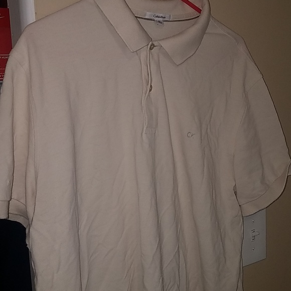 Calvin Klein shirt - Picture 2 of 3